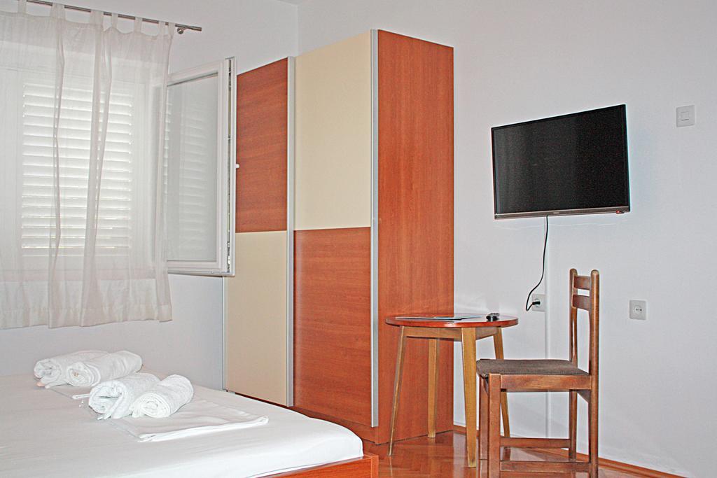 Bougainvillea Apartments 마카르스카 외부 사진